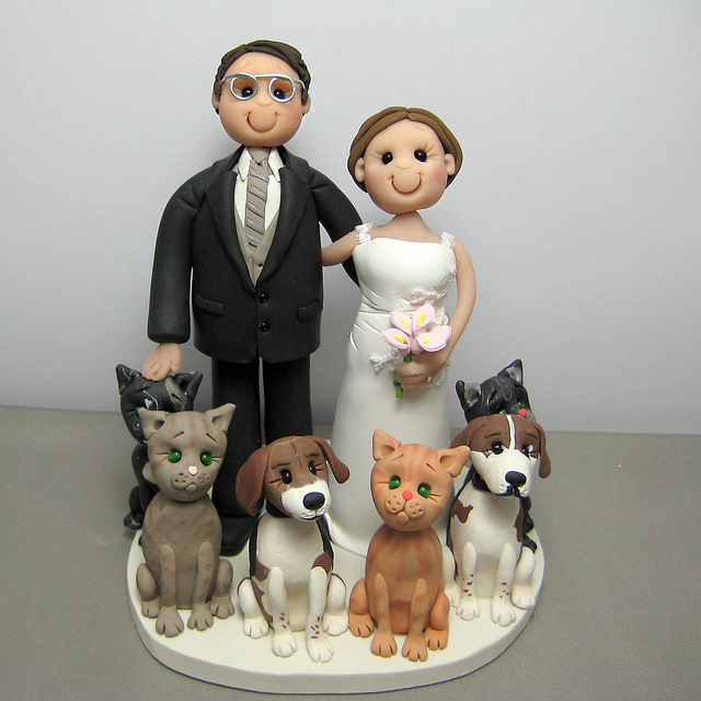 Wedding cake topper cats and dogs