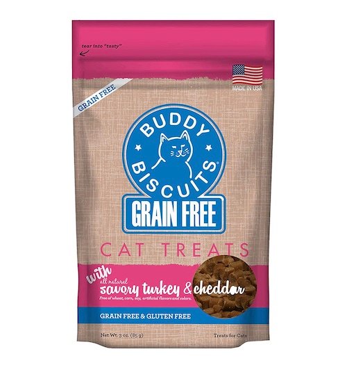 grain-free cat treats in turkey and cheddar flavor