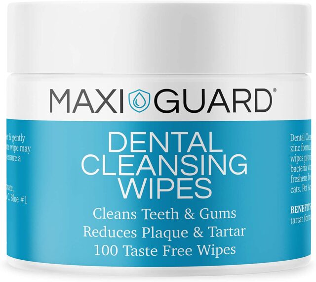 Dog dental cleansing wipes