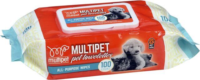 Groom Genie dog towelettes