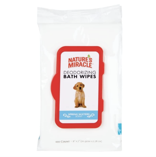 Deodorizing dog bath wipes